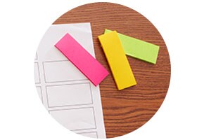 Segnapagina in carta Post-it®
