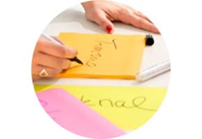 Post-it® Super Sticky Grandi formati
